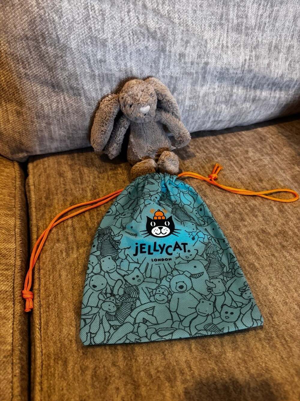 Jellycat Bashful Bunny Grey Stuffed Animal Plush Toy with Dust Bag